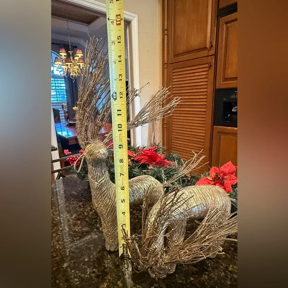 Set of 2 Rustic Golden Straw & Twine Christmas Reindeer Figurines